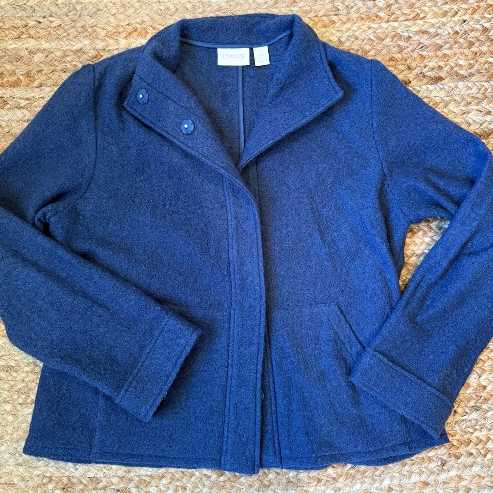 Chico’s Size 1 Medium Blue Wool Button Up Blazer Jacket